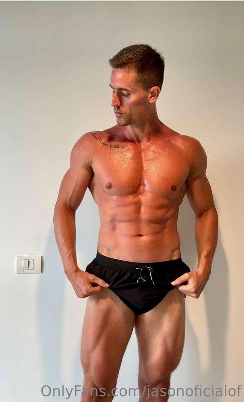 Tanning sesion done 💦💦