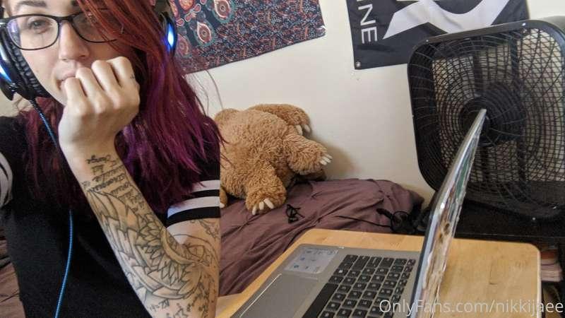 Editing some new smut for yall
