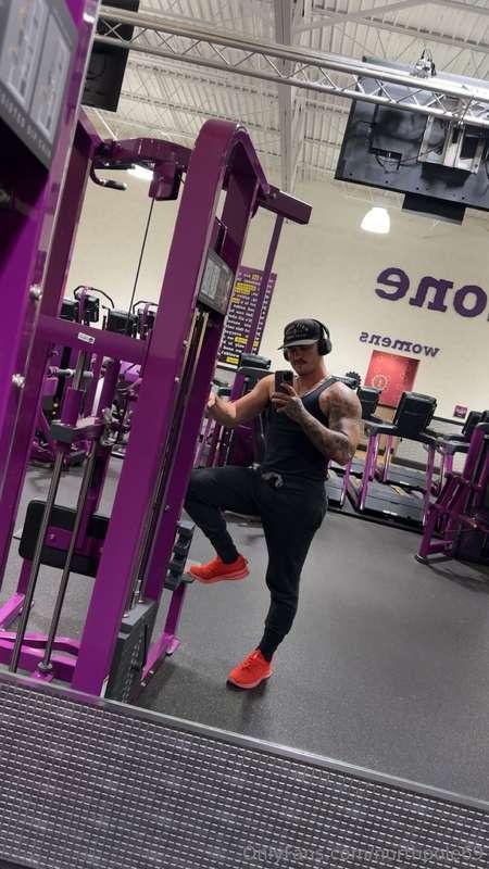 Get your morning pumps 😉😉