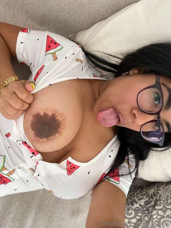 📣ORDER YOUR CUSTOM DICK RATE📱I will show your dick pic on my..