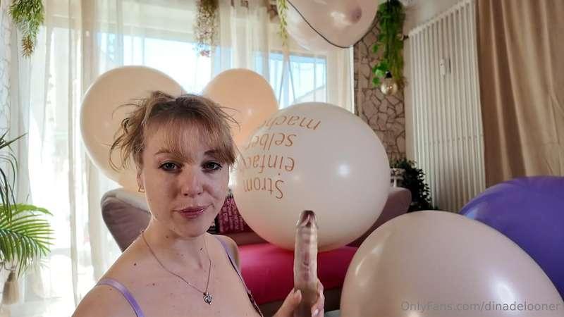 German LoonerGirl I got my transparent dildo and the Balloon..