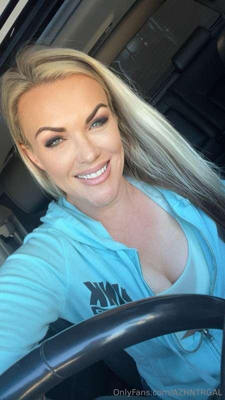 Before the gym selfie.
