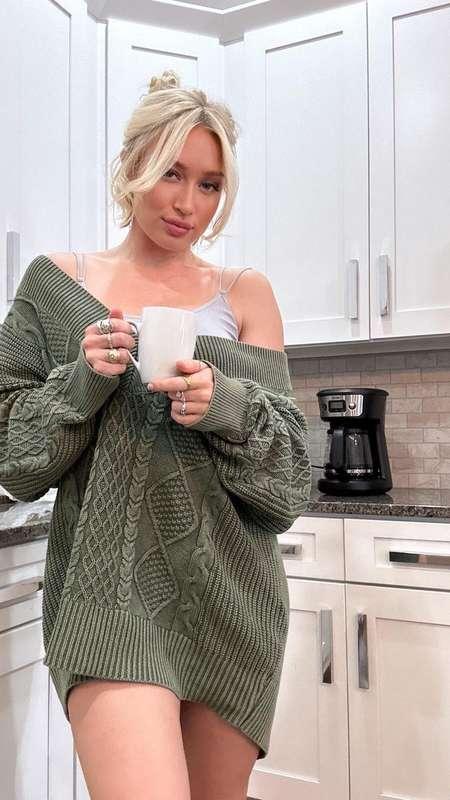 Caffeine & chaos yall 😘