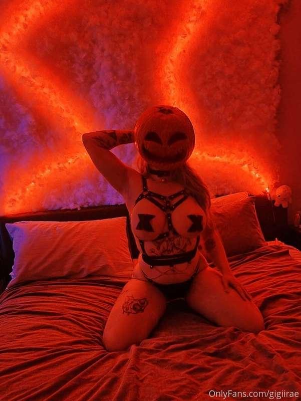 Trick or treat? 🍭🍬