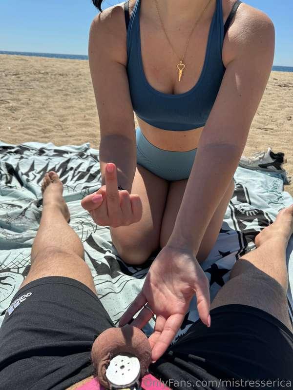 🔐🏖️A fantastic day at the beach🏖️🔐  I've brought you here so..