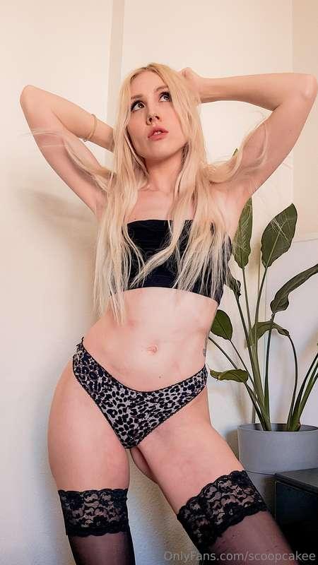 Hot German nylon content is just a click away 😈💦💌 https://on..