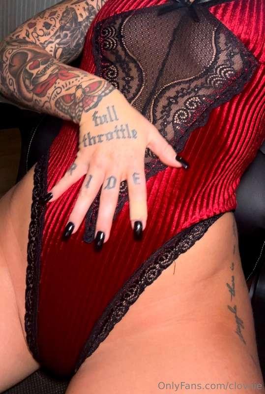 Gooooodmornin babe 🖤♥️
