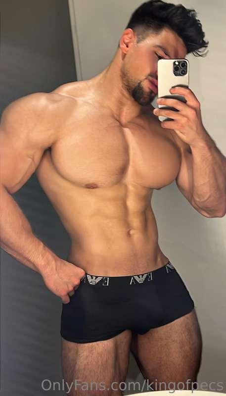 🦍