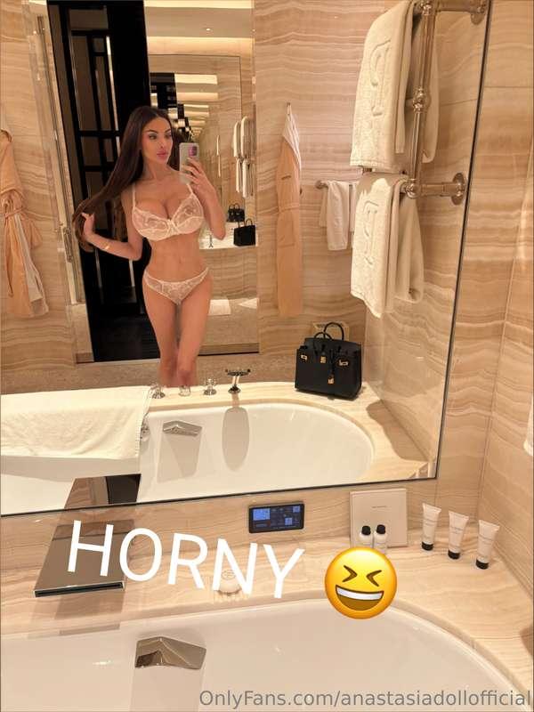 I wanna get REALLY FILTHY 😈 get COMPLETELY NAKED daddy 👅