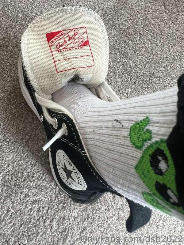 Cheeky alien socks and a cute little label I noticed in my t..