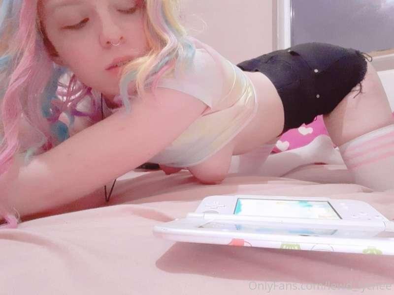 lewd_lychee image #4