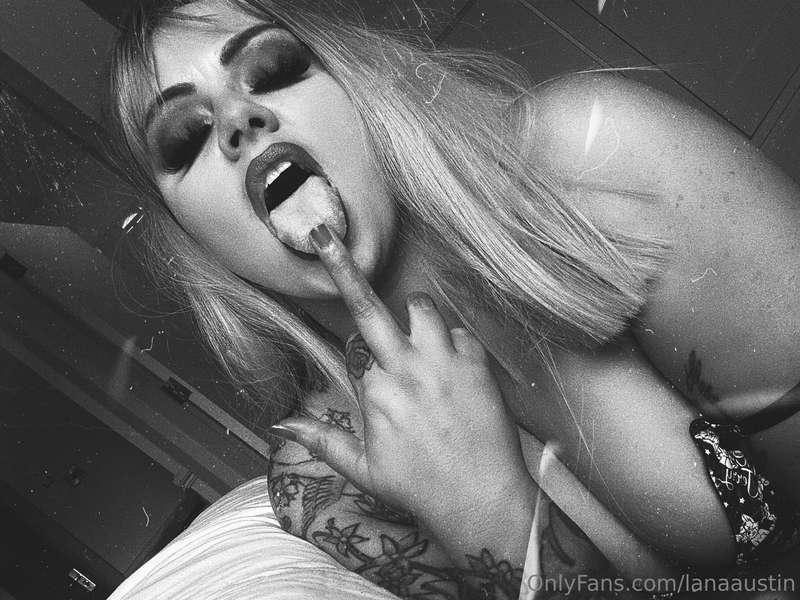 🖤🖤🖤