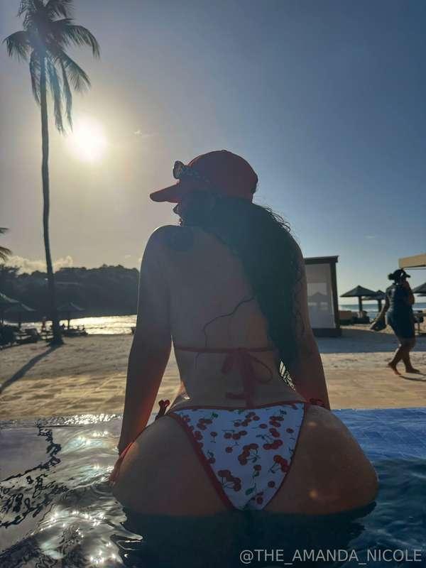 Dm me right now and tell me what you enjoy seeing me do 🥵