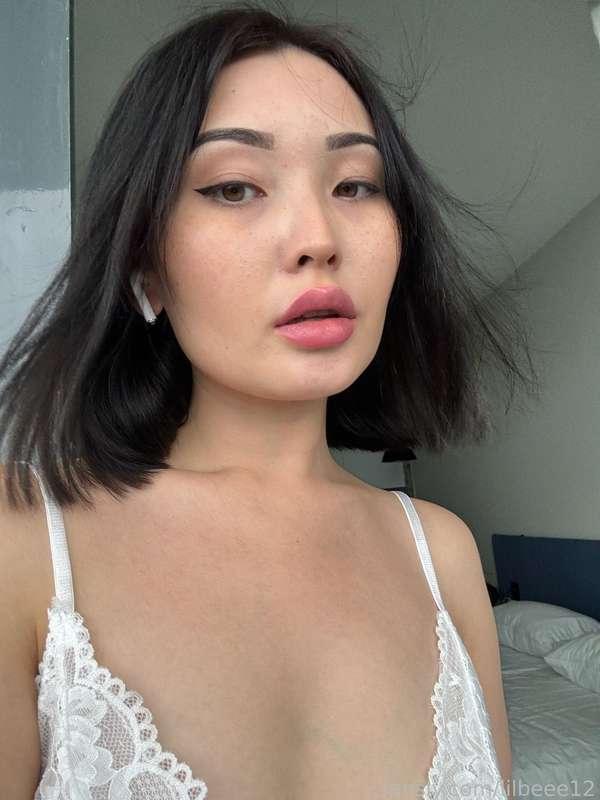 Good morning☺️ What did you dream about today?😈

#asian #cute #young #smalltits #girlnextdoor
