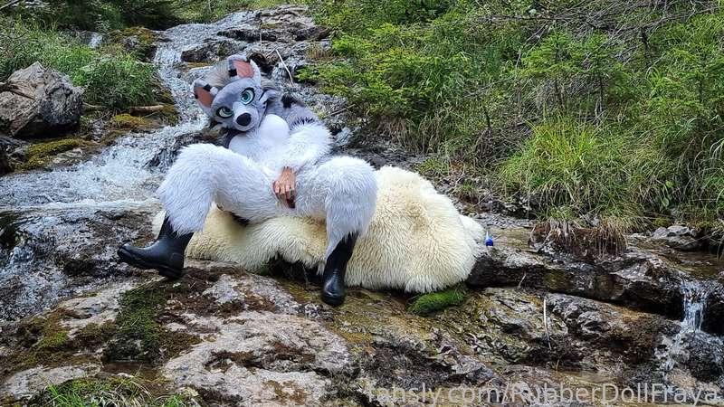 rubberdollfraya image #2