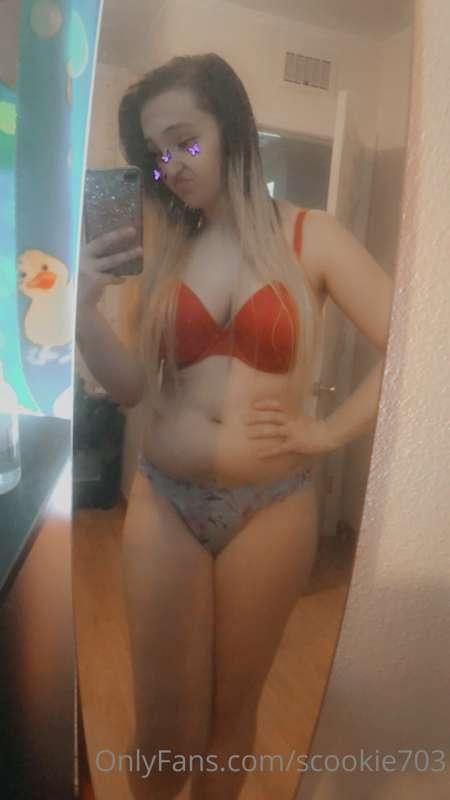 I MISS EVERYONE!!! Tell me your favorite place to have sex.