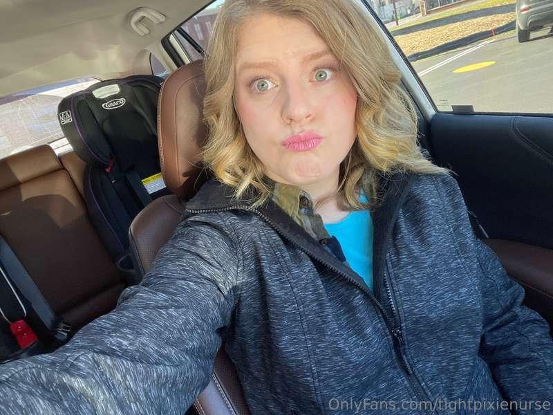 Just left my photo shoot!! Do you like my hair and make up? ..