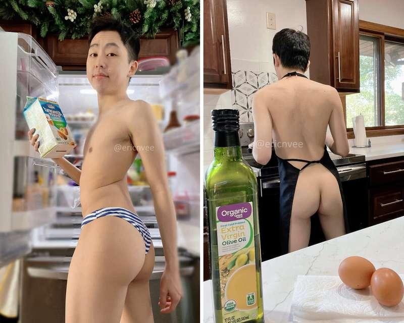 **Throwback Pic - (2022)** 💦 I prefer to cook barely naked. ..