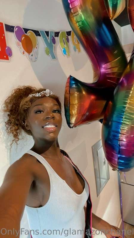 glamazonchanelr image #2