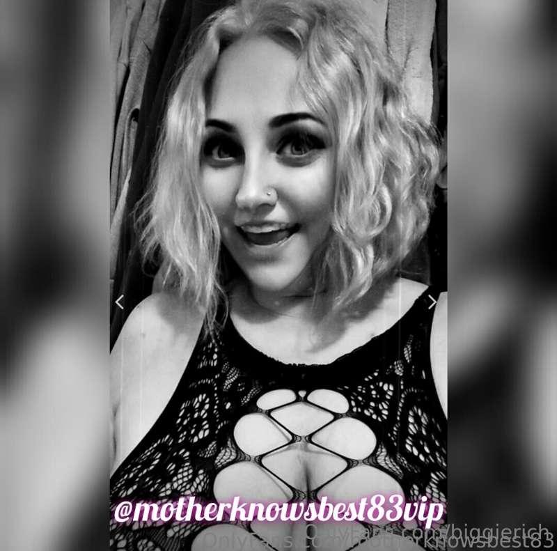 Hoosiermama?VIP
@motherknowsbest83vip

Welcome to my VIP pag..