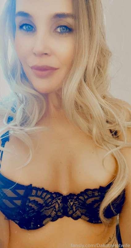 dakotahotwife image #16
