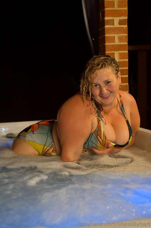 sheslillyhart image #1