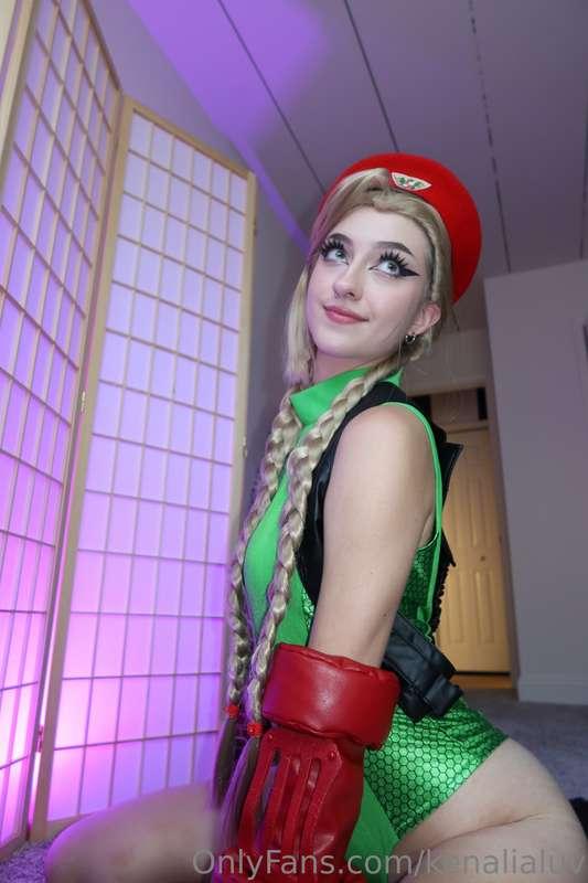 today's throwback: Cammy Cosplay!! good ol' fashioned, vibra..