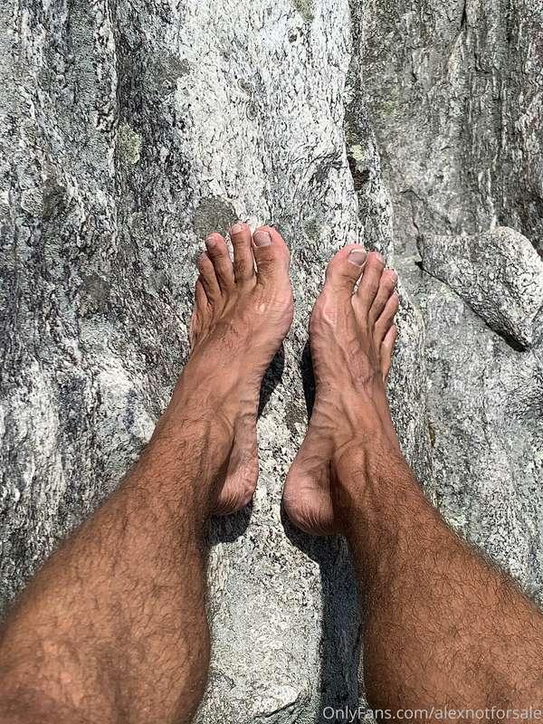 After so many request to see my feet, here’s a shot of my fe..