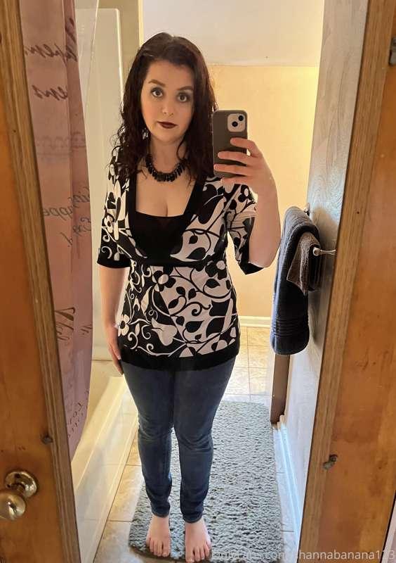 New full view pic of me and my outfit today