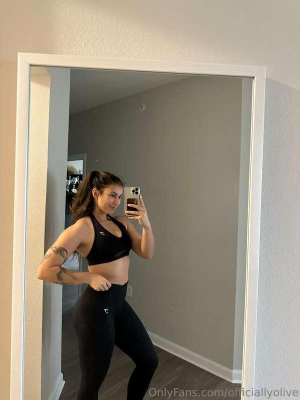 Getting that pump in always 💪🏼🖤