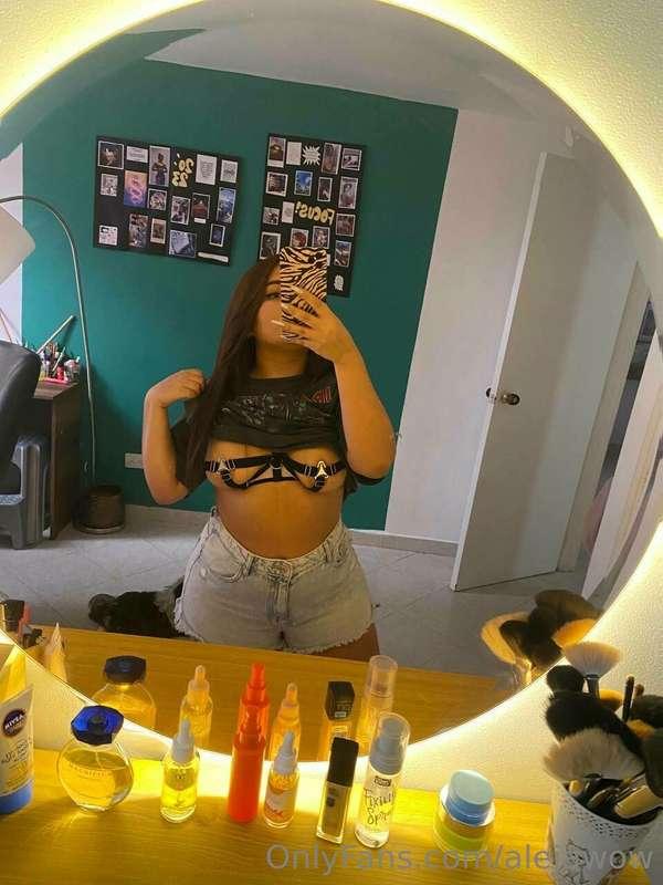 😈