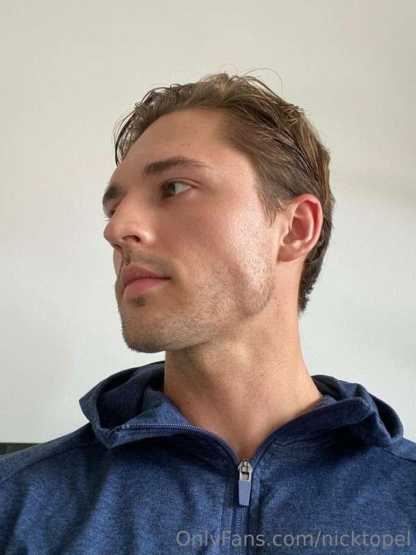My jawline can cut melons 🍉