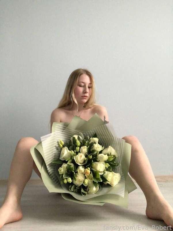 eva-evergreene image #2