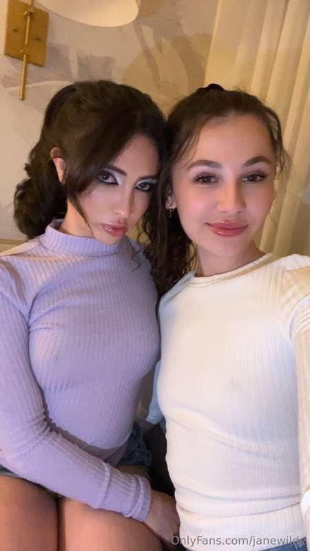 can’t wait to show you my new lesbian love scenes💞💕🩷