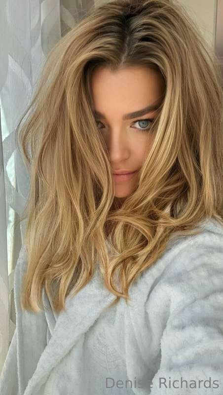 Bed head 😜