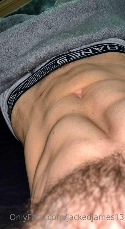 Freshly shaved abs😉😏