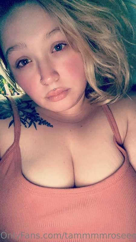 I had a few people request breast pumping videos…. Getting r..