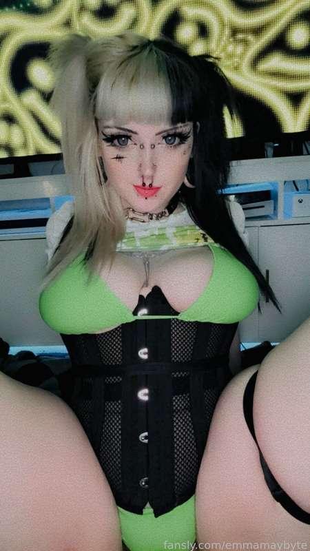 emmamaybyte image #18