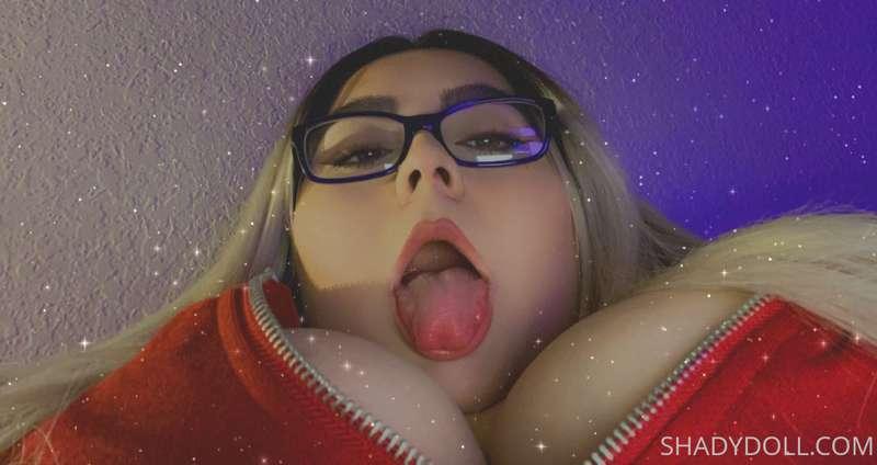 I’m horny as fuck 😉