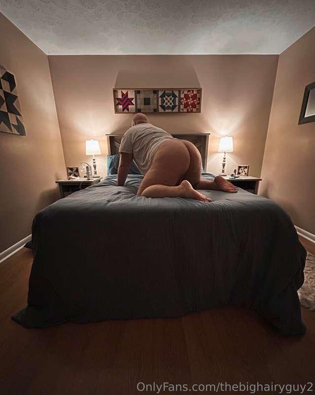 Bring your fine ass to bed. 