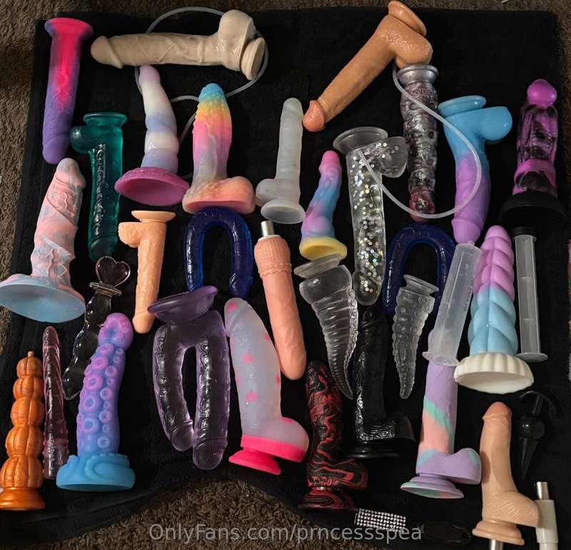 helloooo my customs open tmrw, im only taking on a limited a..