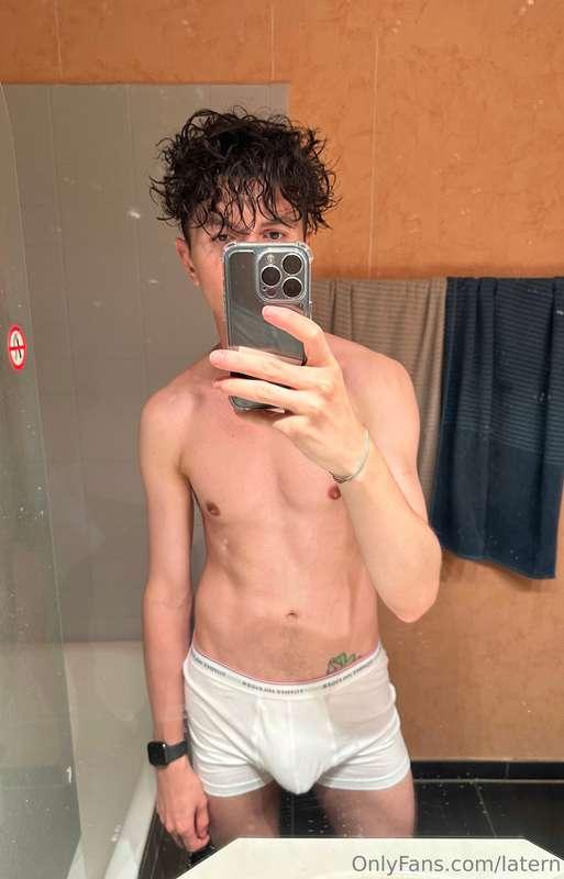 Curly hair and new underwear (a gift from a subscriber) 🌞