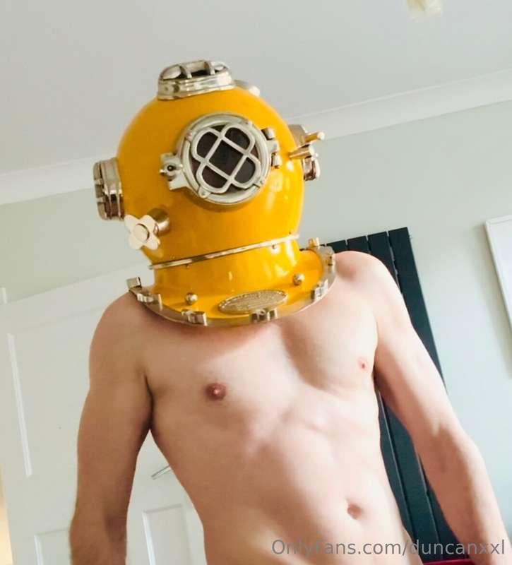 Duncan taking up deep sea diving? not exactly but a very H🥵T..