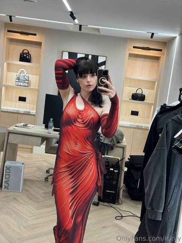 ickyy image #0