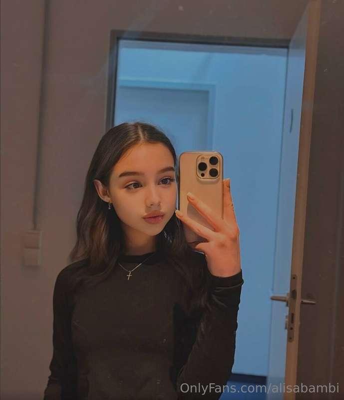 🔥𝗙𝗥𝗘𝗘 𝗢𝗡𝗟𝗬 𝗡𝗢𝗪🔥
FINALLY 18 @liza18y.o make FREE 
SUB FOR FIR..