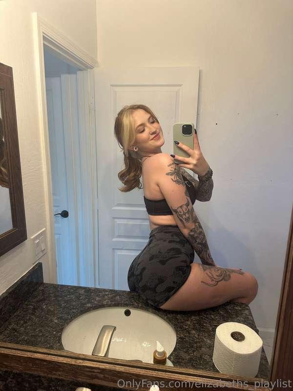Mirror eyecandy 4 u 😘🤭🤭
