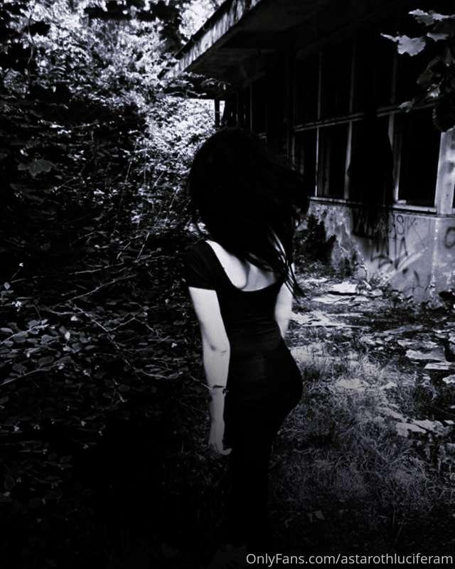 Dark night 🌑🖤