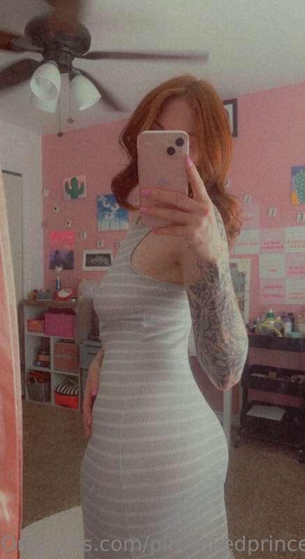 take me out show me off and grope my ass to let everyone kno..