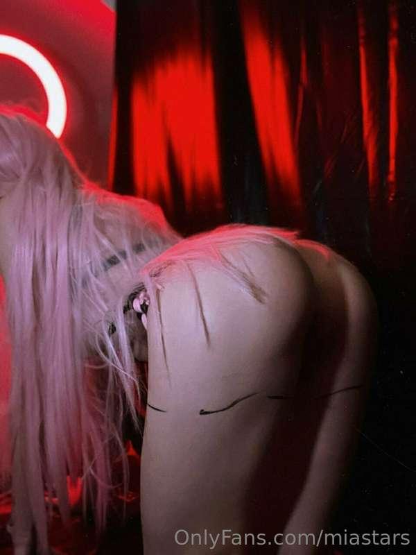 I feel all your spanks, my butt is already red, your touch m..
