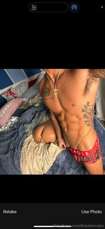 Live rn watch me fuck